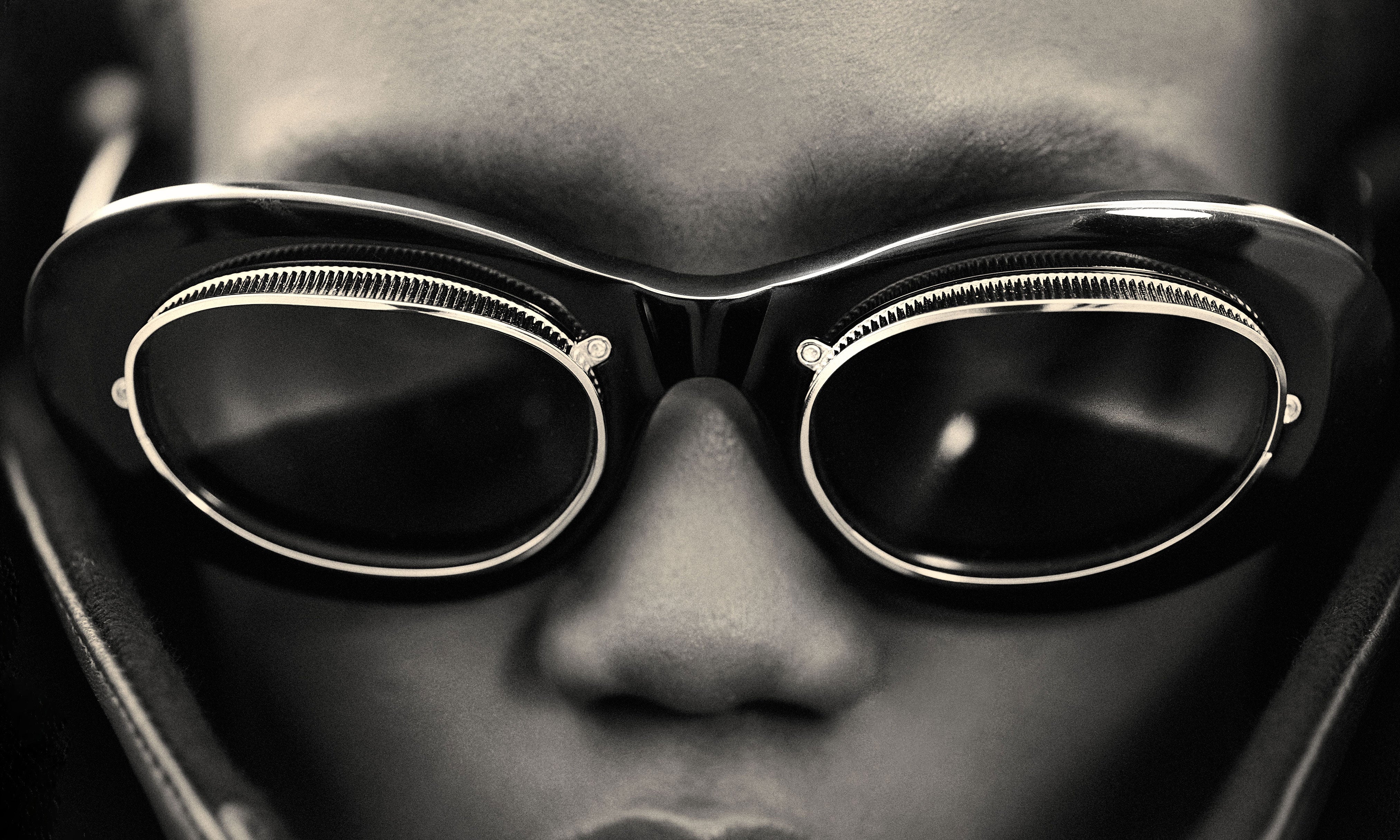 10604H Round Sunglasses | Official Site – Matsuda