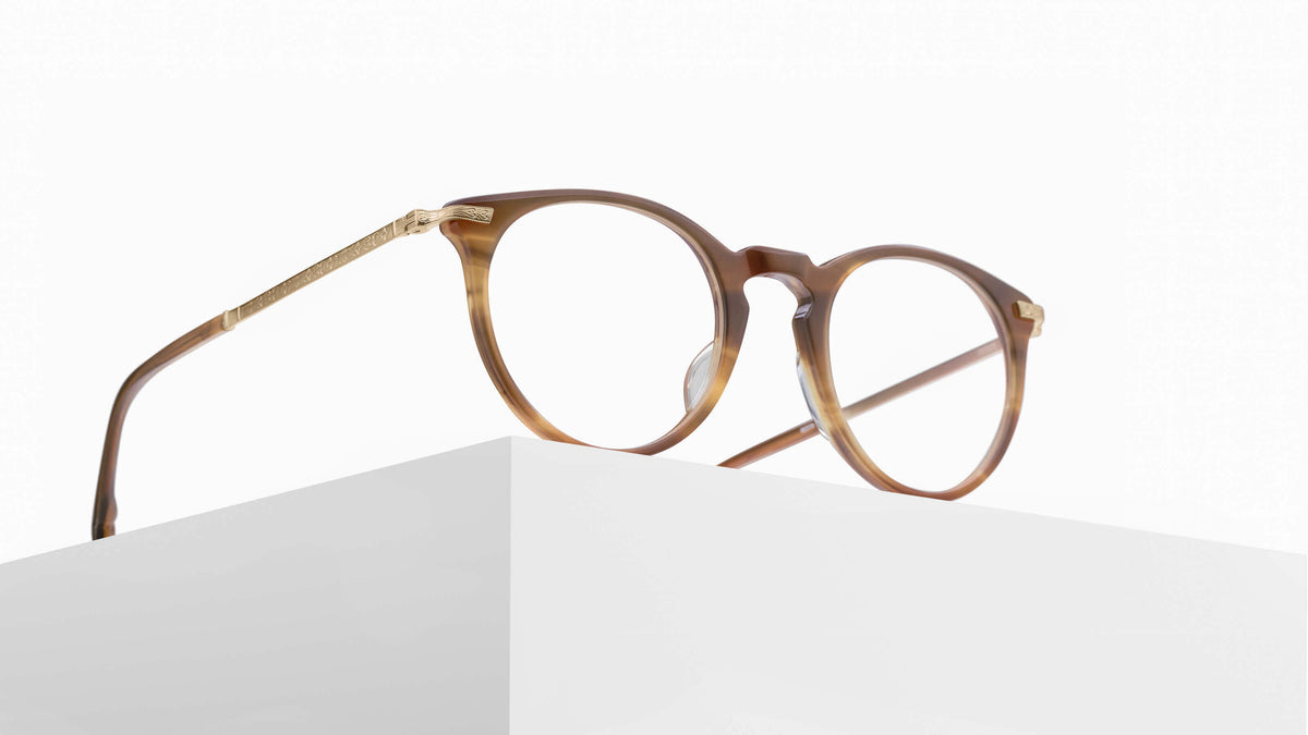 Matsuda M2076 Blonde - Brushed Gold
acetate sunglasses Pedestal view