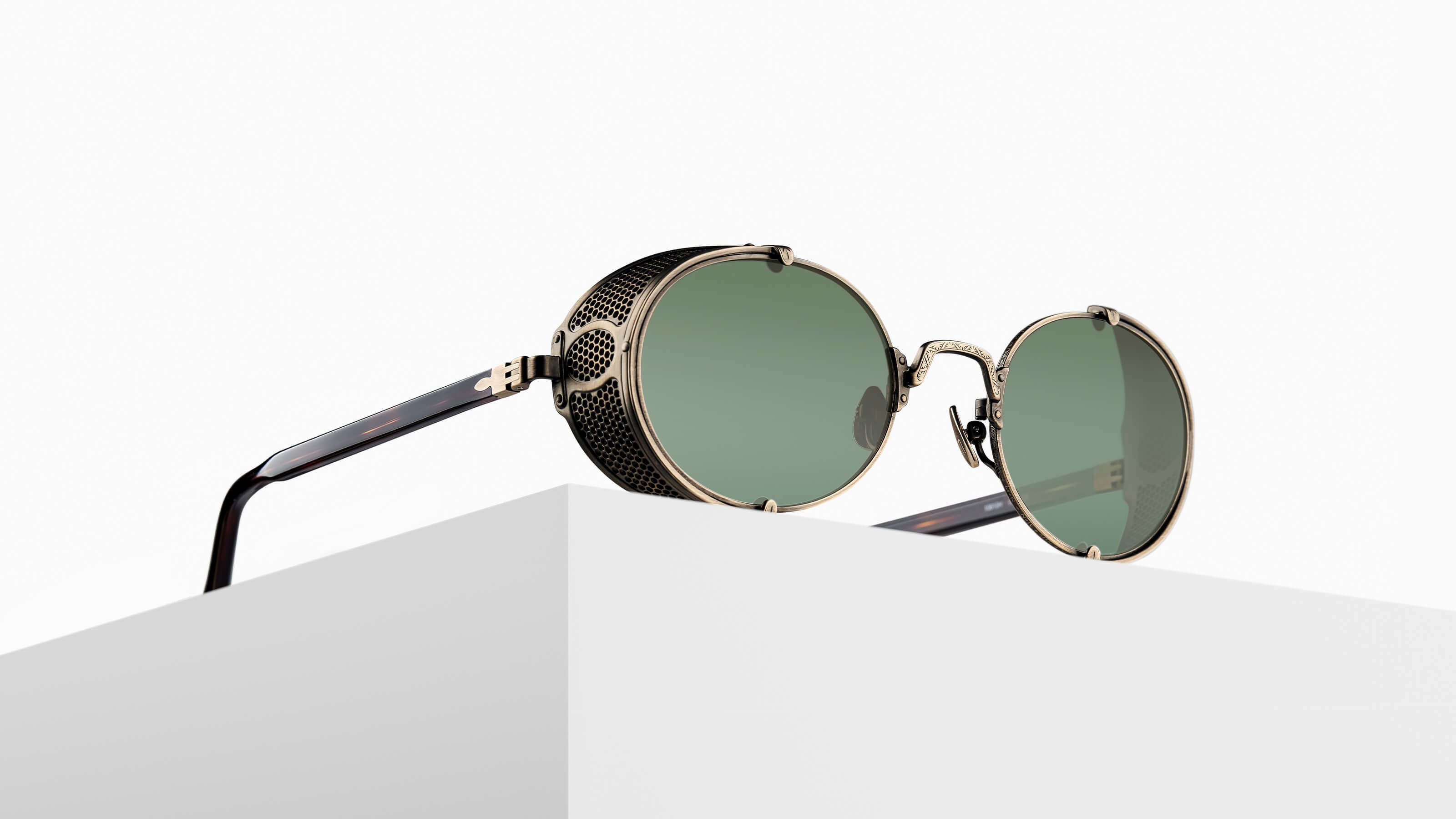 10610H Round Sunglasses | Official Site – Matsuda